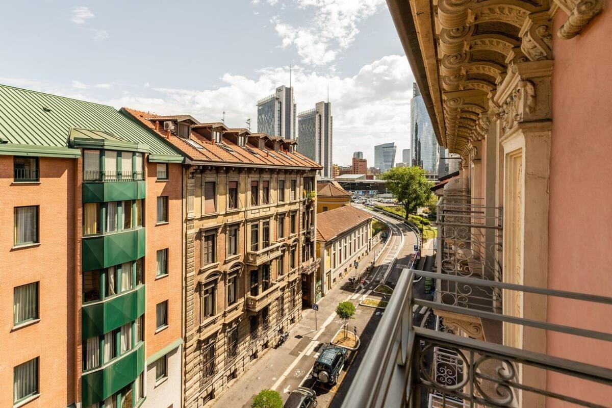 Comfort Suites Garibaldi Milan Exterior photo