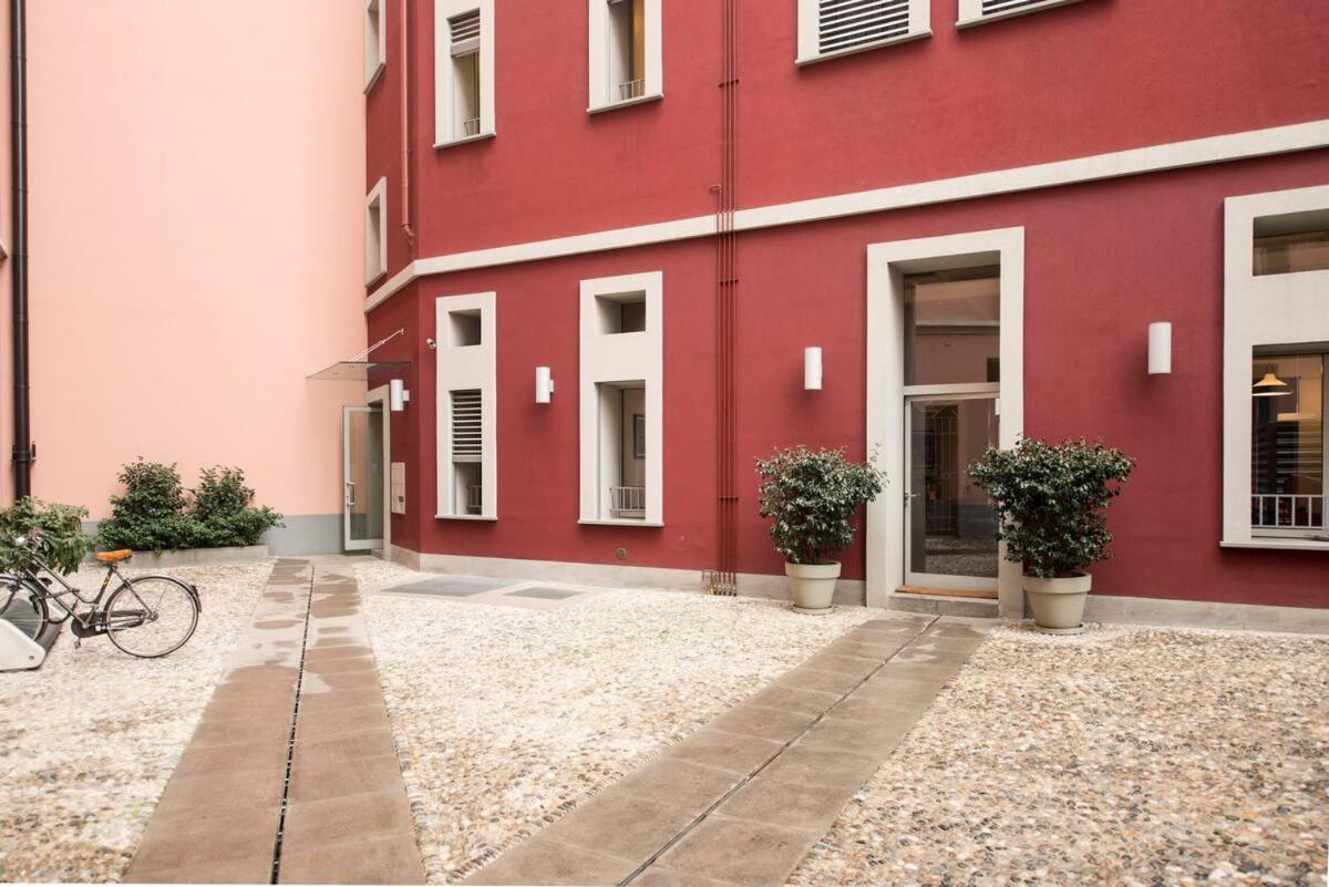 Comfort Suites Garibaldi Milan Exterior photo